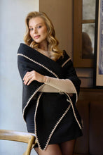 Load image into Gallery viewer, Knitted Triangle Shawl