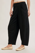 Load image into Gallery viewer, RELAXED BARREL PANTS WITH POCKETS