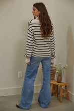 Load image into Gallery viewer, W1160 | Knit Sweater Cotton Stripe V-Neck Cardigan