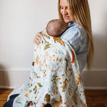 Load image into Gallery viewer, Flora &amp; Fauna Baby Swaddle CT22