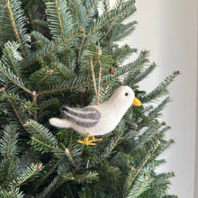 Load image into Gallery viewer, Seagull Ornament GN22