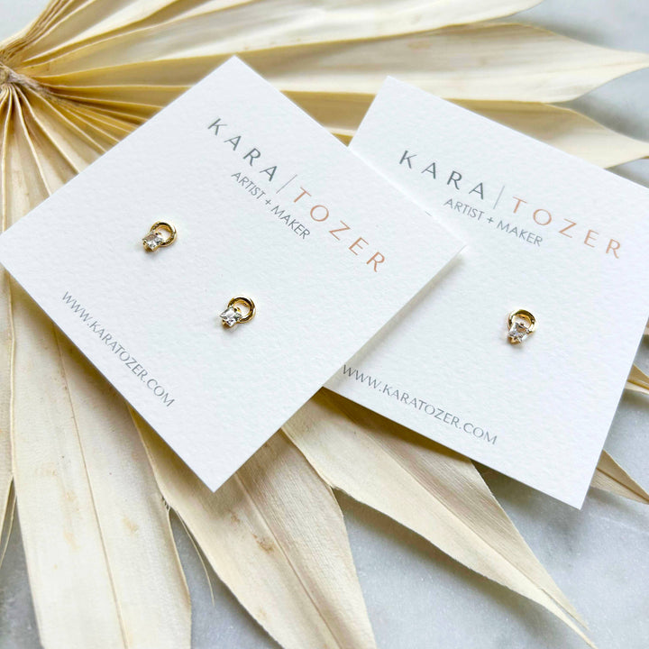 Dainty Circle Geometric Studs KT989