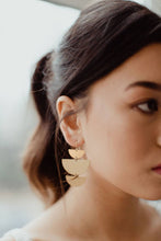 Load image into Gallery viewer, Brass Earrings No. 29
