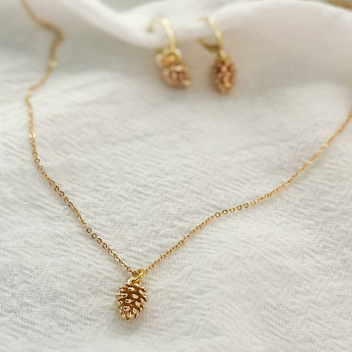 Pinecone Necklace NC82
