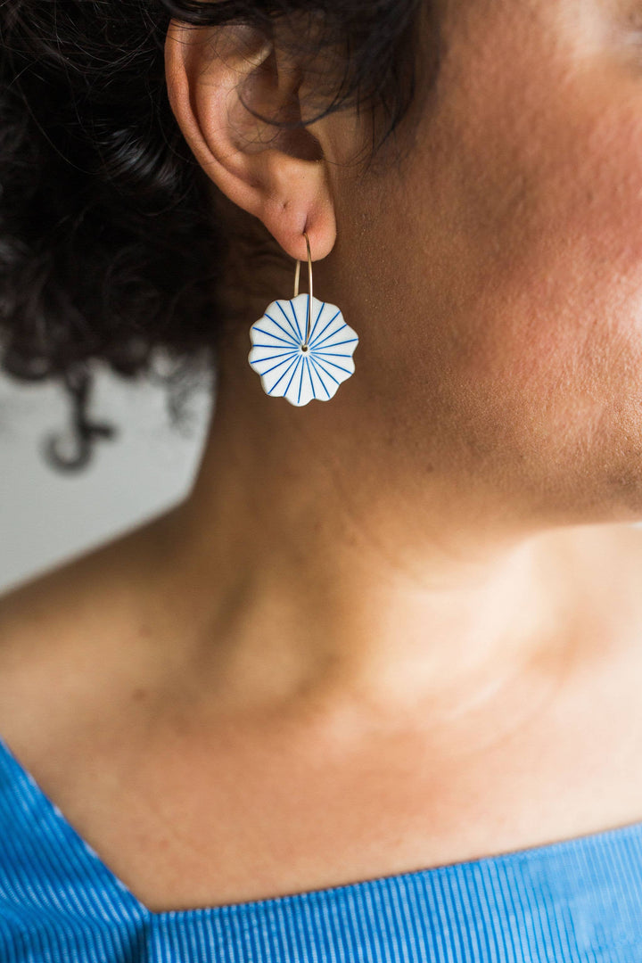Pinstripe Pinwheel Hoops J003