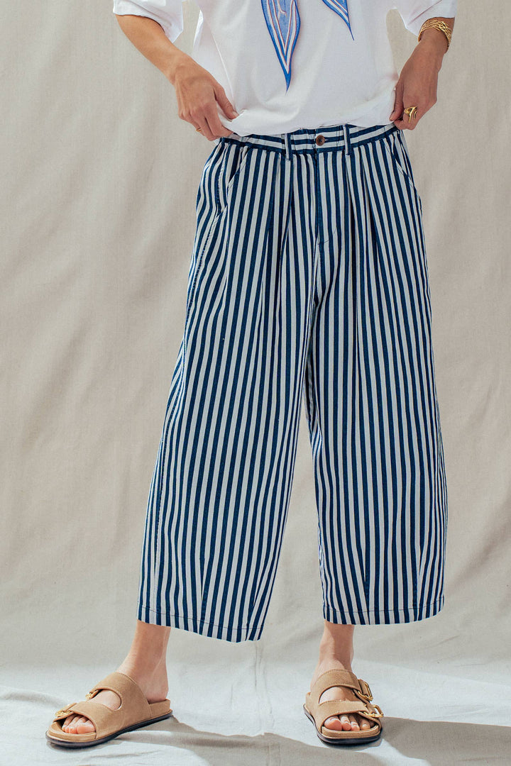 Striped Pleated Wide Leg Culotte Pants UD35
