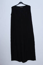 Load image into Gallery viewer, Sleeveless Short Dresses in 100% Linen REF. 10090