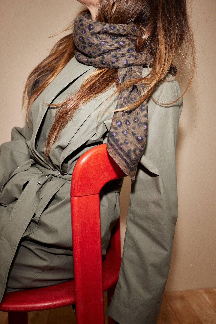 Leopard wool scarf GP22