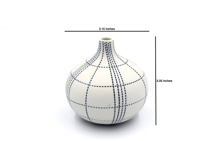 524W25 CONGO TINY L-Handcrafted Porcelain Bud Vase