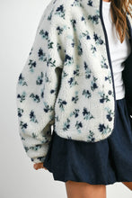 Load image into Gallery viewer, Floral Print Fluffy Fleece Jacket - BM811