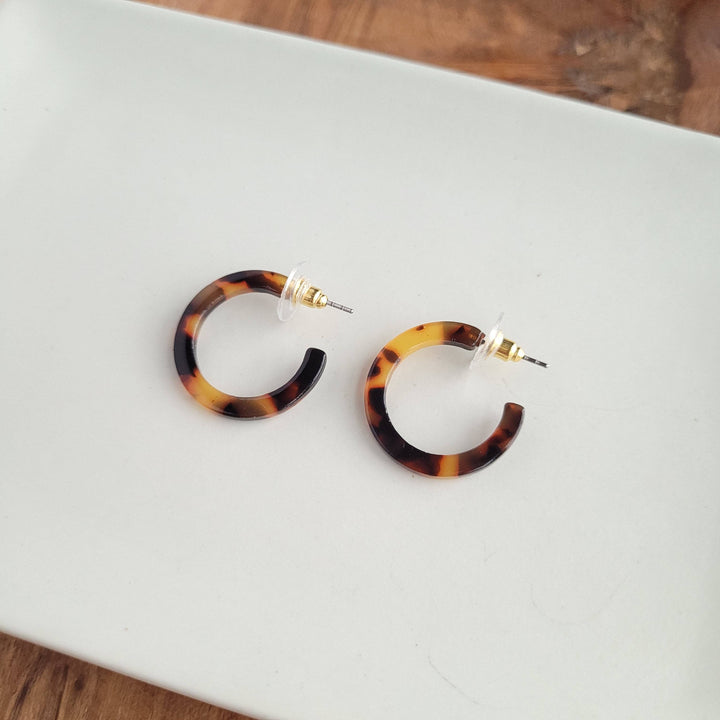 Cam Mini Hoops - Tortoise // Jewelry, Earrings, Fall SS992