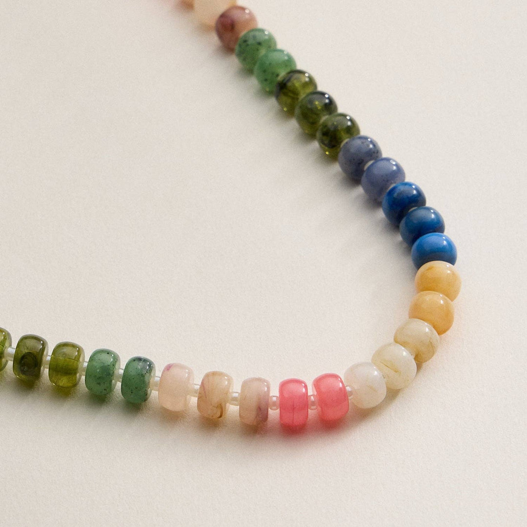 Gradient Color Round Disc Beaded Necklace DMT