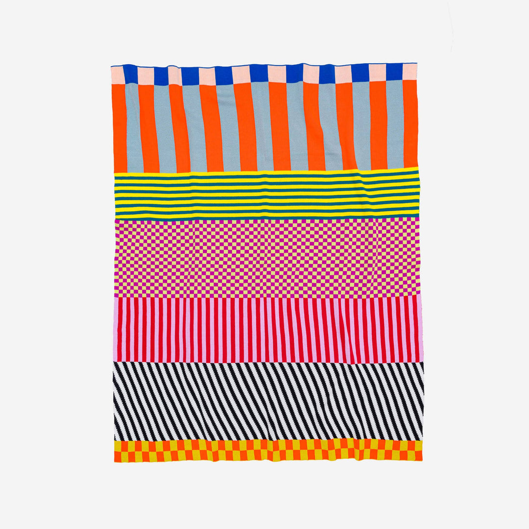 Pattern Patch Throw VLT44
