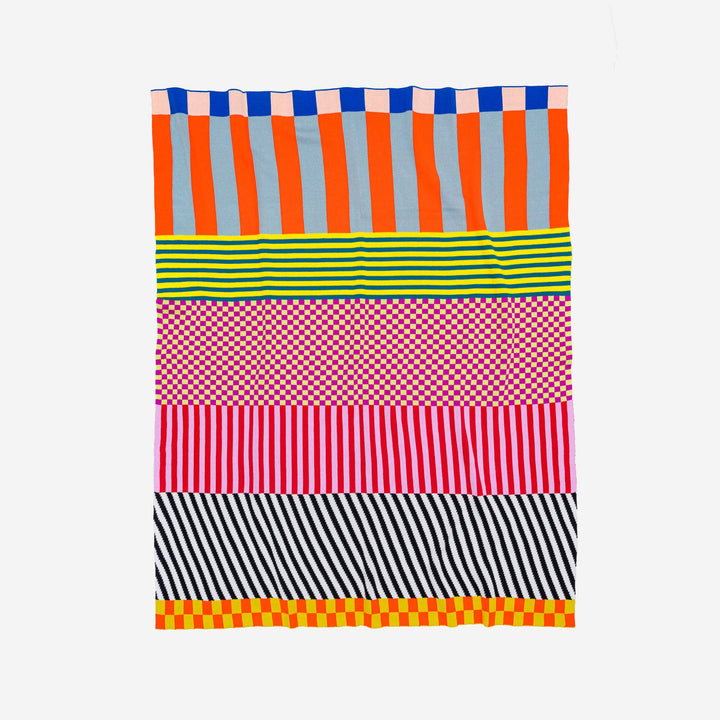 Pattern Patch Throw VLT44