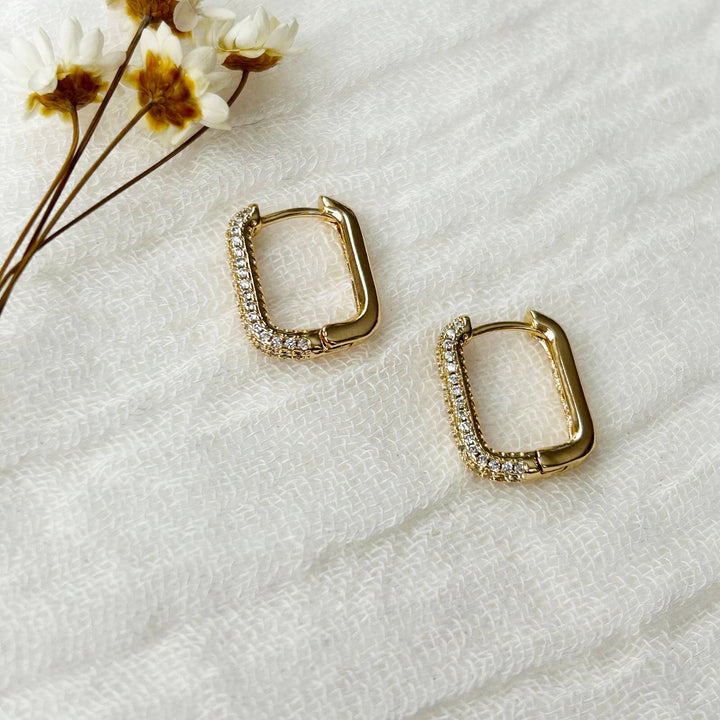 Everyday CZ Oval Hoops KT979