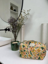 Load image into Gallery viewer, Toilet Pouch Printed With Indian Flowers Indi Amaia Rose BH25