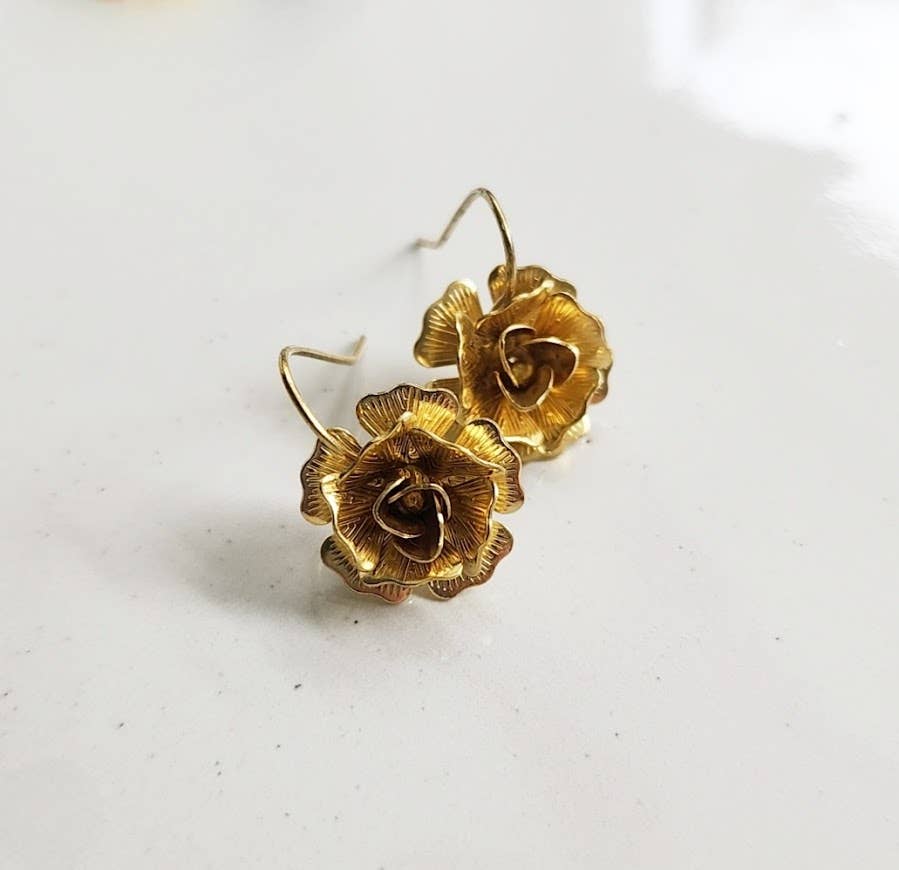 Detailed Brass Rose Flower Seamless Dangle Earrings