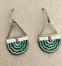 Load image into Gallery viewer, Beaded Arch Earrings - Mermaid 41504