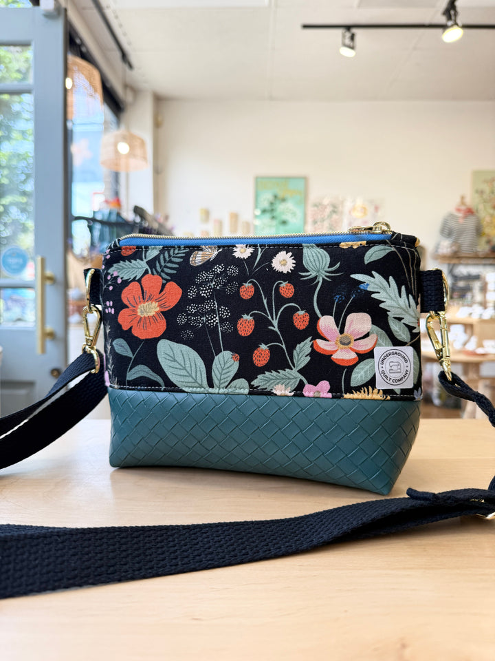 Learn to Sew Mia Crossbody Bag