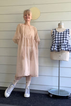 Load image into Gallery viewer, Simple Tank for Beginners