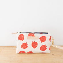 Load image into Gallery viewer, Strawberries Wristlet
