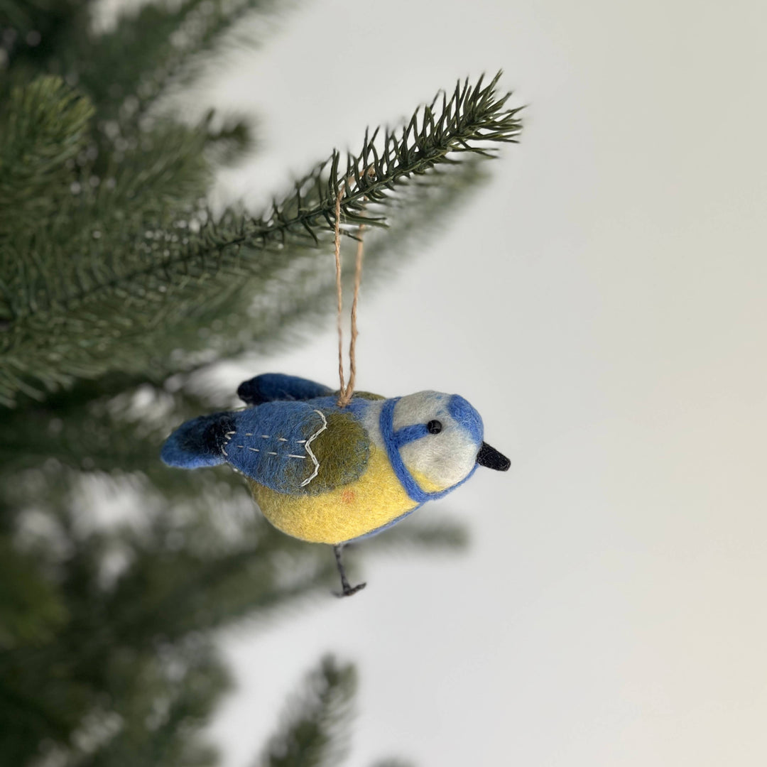 Felt Bird Ornaments - A Set: Robin GN21