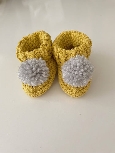 pom pom booties