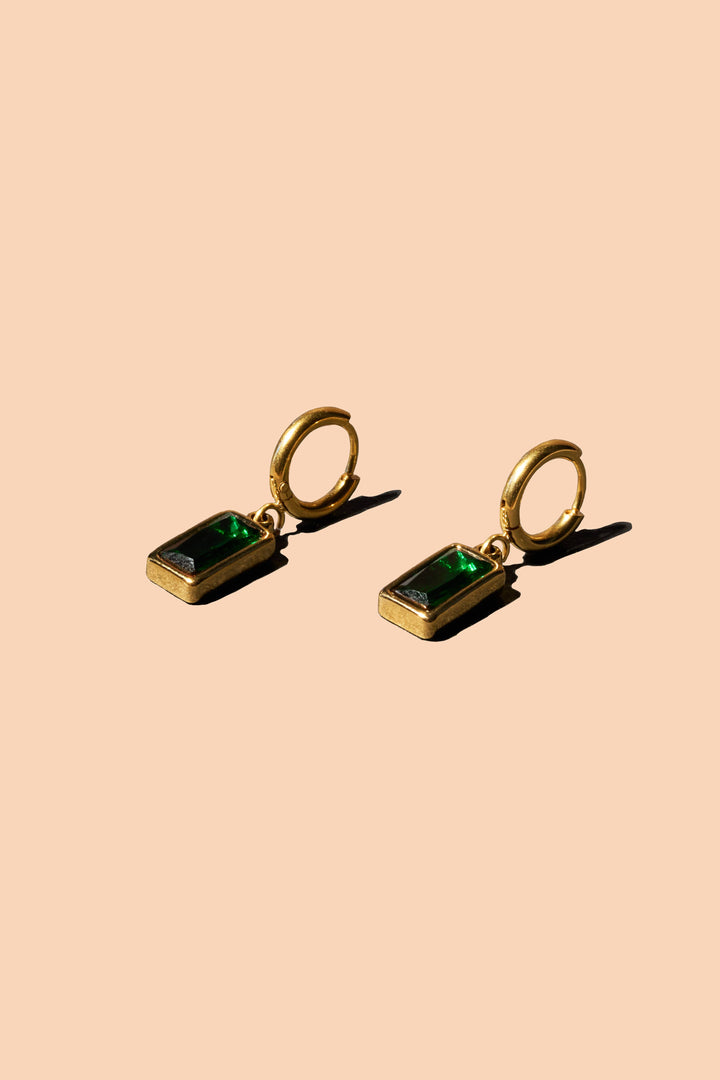 Vanessa Hoops