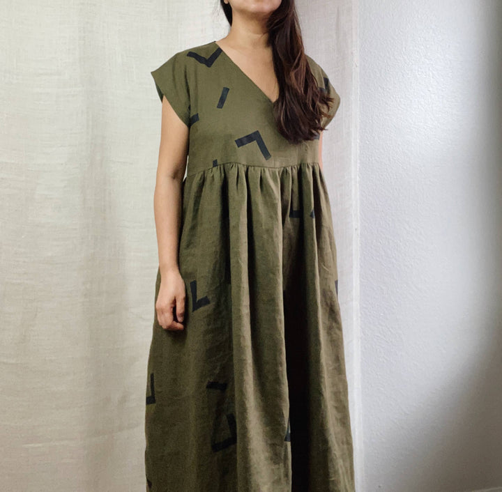 Olive linen dress JL38