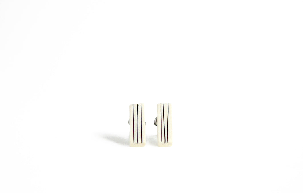 Pinstripe Bar Earrings J010