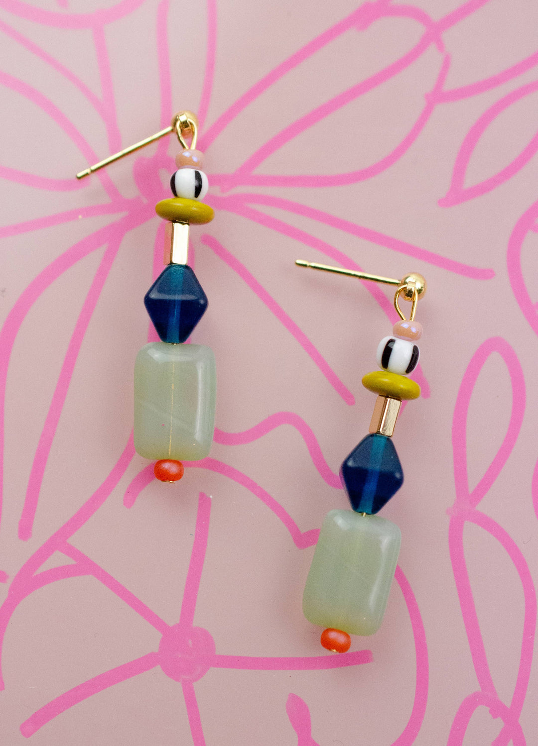 Multicolor beaded dangle earrings JM120