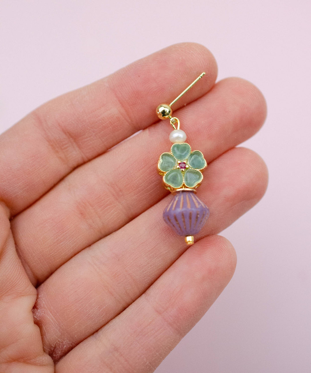 Beaded Green and Purple Dangle Earrings JM129