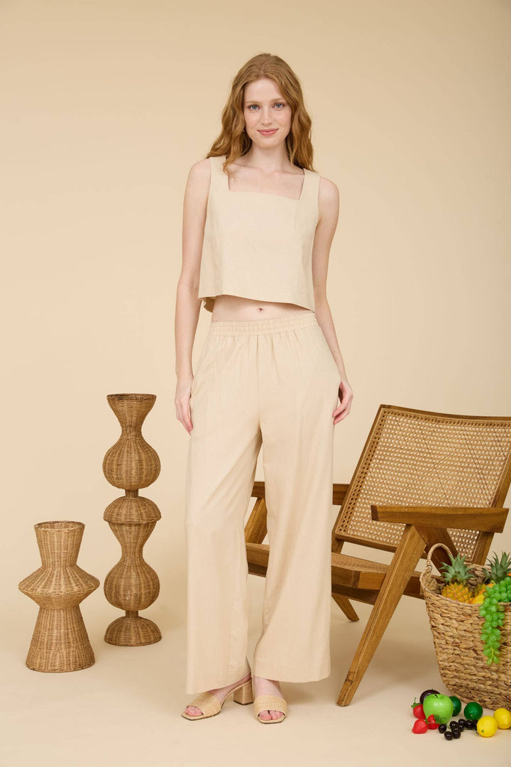 SQUARE NECK SLEEVELESS BACK BUTTON LINEN TOP: KHAKI MR432