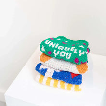 Load image into Gallery viewer, Flower Sweater