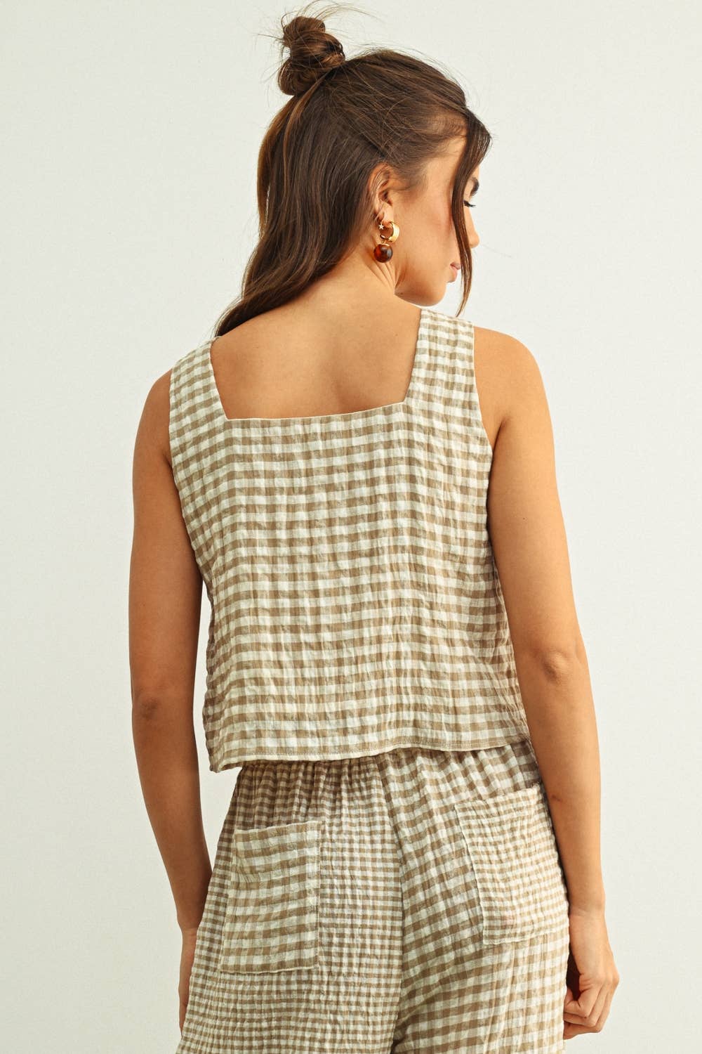 T6550ST   GINGHAM SQUARE NECK SLEEVELESS TOP