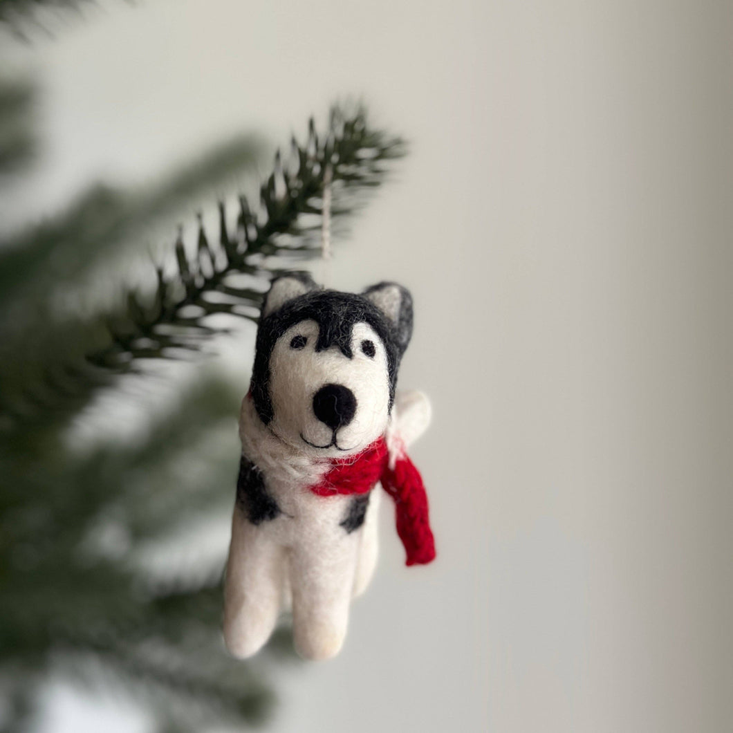 Felt Ornament - 2025 Husky GN25