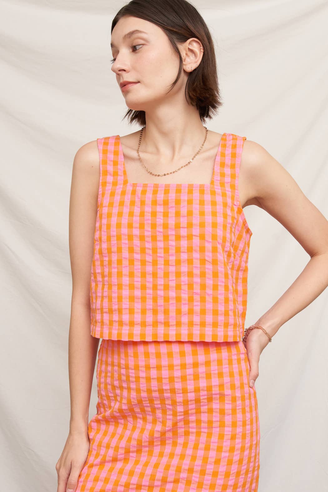 Sleeveless Square Neck Plaid Cropped Top EC763