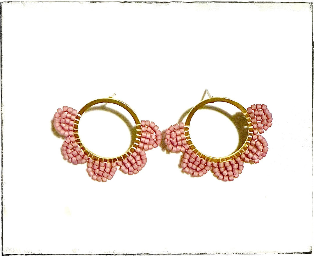 Glass Seed Bead Brass Scallop Petal Stud Earring Mauve GJ23