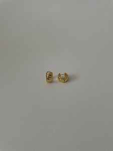 Mia Huggies - Gold NM11