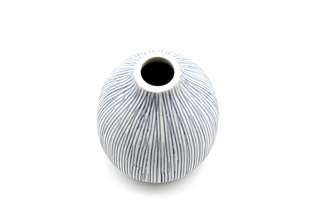 432W27 ADAM MINI M - Handcrafted Porcelain Bud Vase