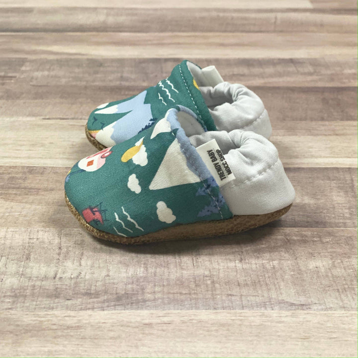 Camping Adventures Moccasins TB224