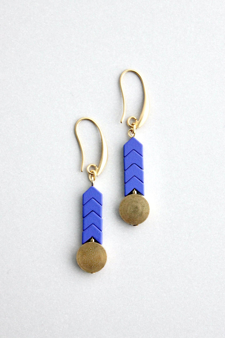 GNDE34 - blue and brass hook earrings