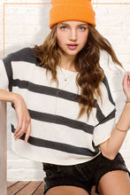 Load image into Gallery viewer, Boxy Sweater Top