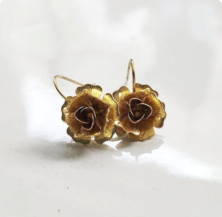 Detailed Brass Rose Flower Seamless Dangle Earrings