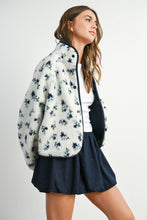 Load image into Gallery viewer, Floral Print Fluffy Fleece Jacket - BM811
