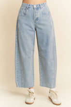 Load image into Gallery viewer, PATCH POCKET WIDE LEG CULOTTE DENIM BARREL PANTS