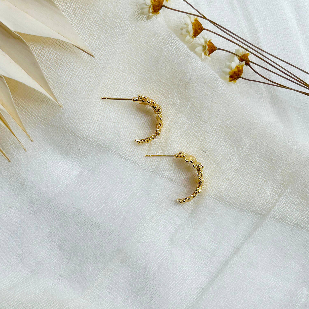 Gold Floral Hoop Earrings KT24