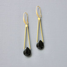 Load image into Gallery viewer, JLTE45 black agate geometric earrings