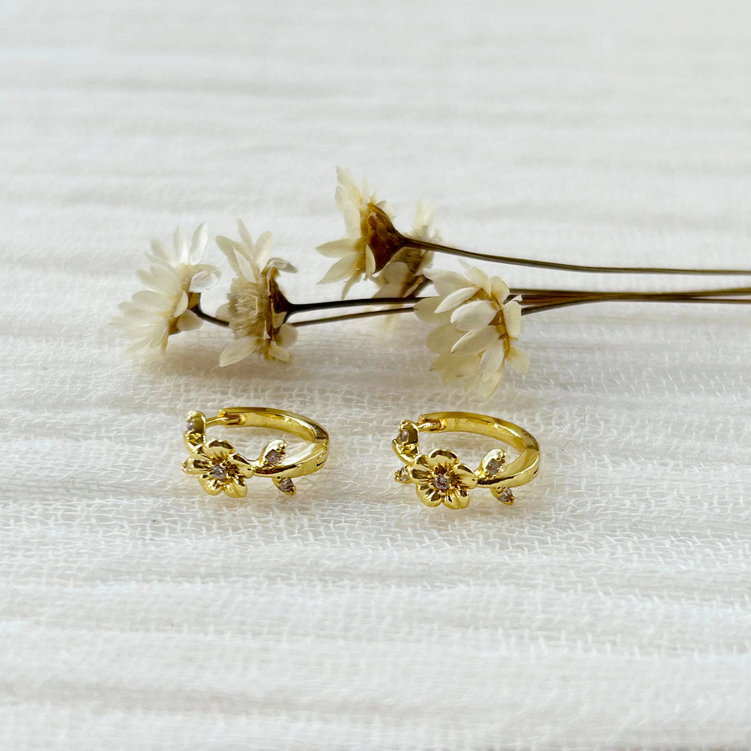 Mini Gold Flower Hoops KT02