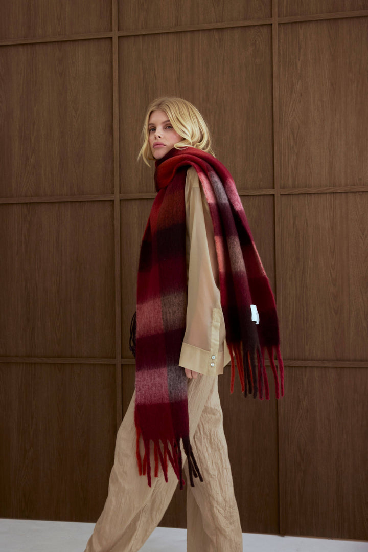 The Reykjavik Scarf - 100% Recycled - Burgundy check - FW26